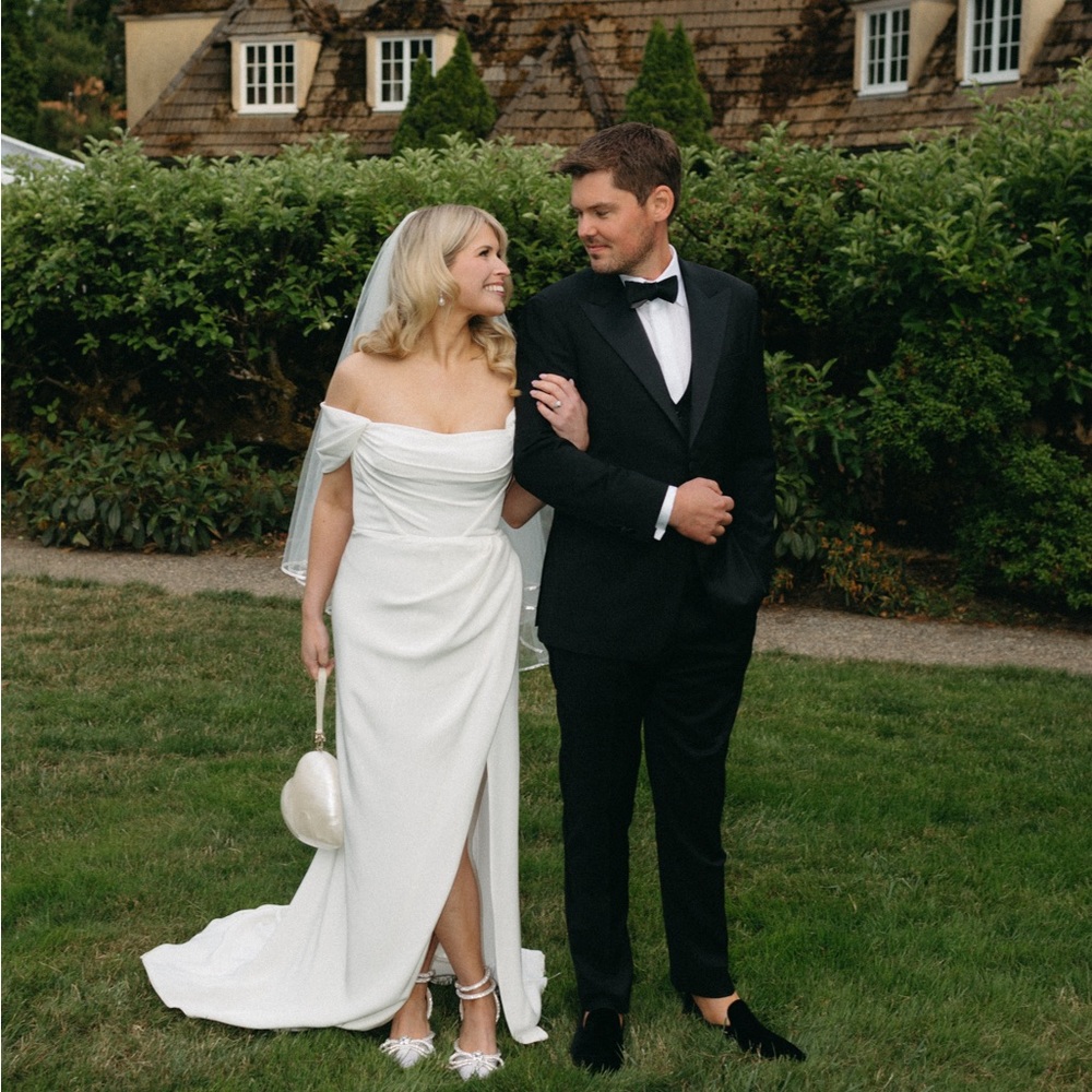 Sarah Seven Inez Wedding dress